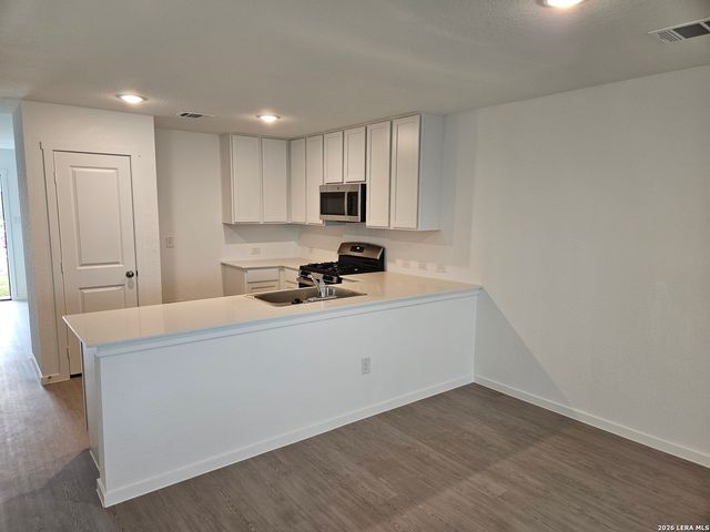 507 Layne Overlook, San Antonio, TX 78253