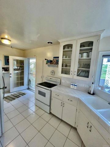 2357 Via Monserate, Fallbrook, CA 92084