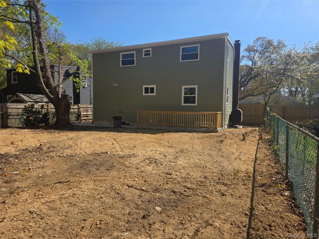 198 Concord Road, Shirley, NY 11967