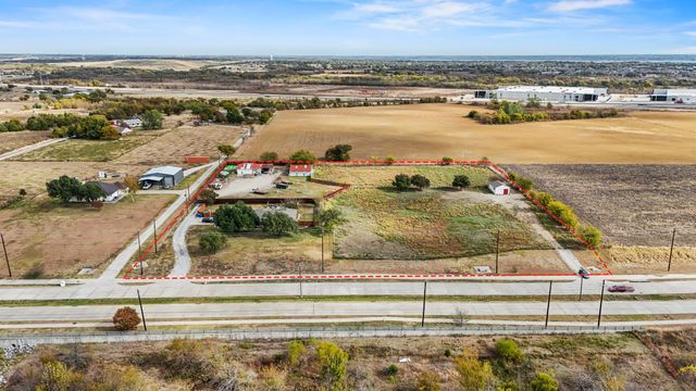 8614 Merritt Road, Rowlett, TX 75089