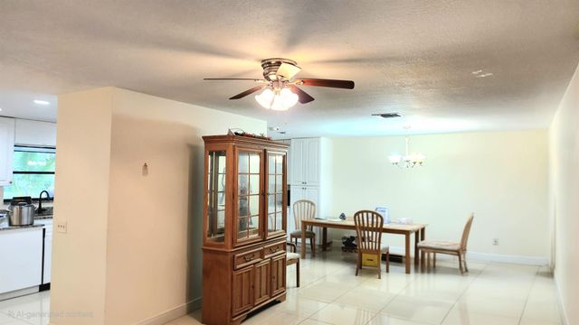 16290 108th Terrace N, Jupiter, FL 33478