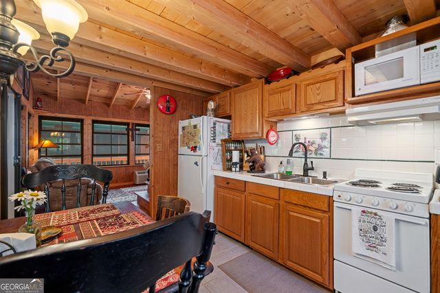 33 Speckled Trout Drive 198, Cleveland, GA 30528