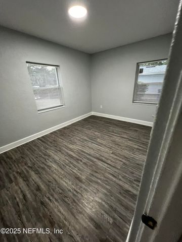 1826 FOREST HILLS Road, Jacksonville, FL 32208