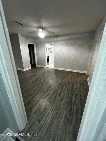 1826 FOREST HILLS Road, Jacksonville, FL 32208