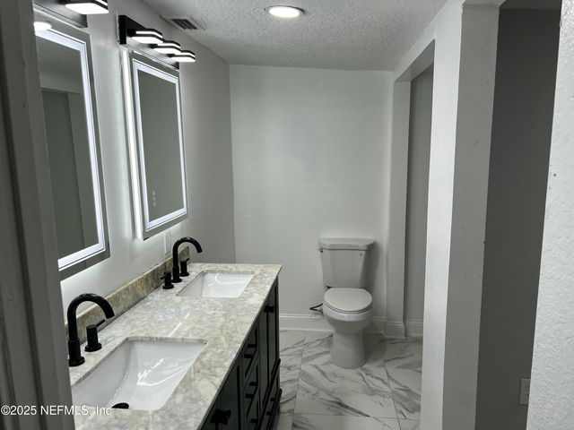 1826 FOREST HILLS Road, Jacksonville, FL 32208