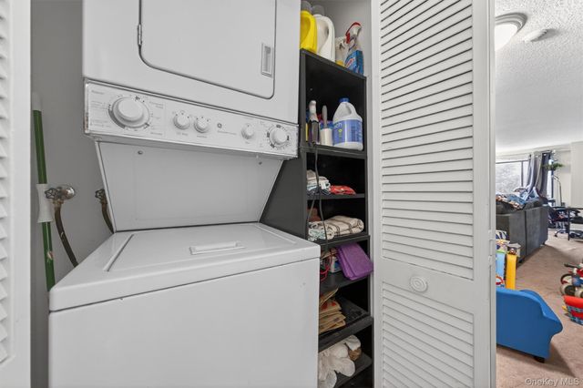 15 Kings Court, Nanuet, NY 10954