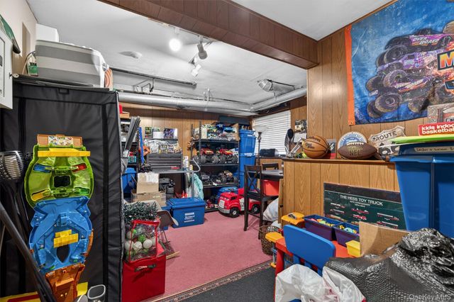 15 Kings Court, Nanuet, NY 10954