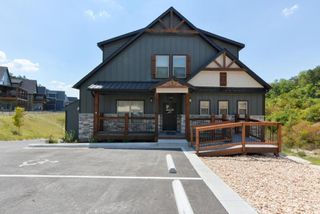 280 Lakefront Drive, Branson, MO 65616