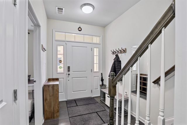 22462 CAMBRIDGEPORT SQ, Ashburn, VA 20148
