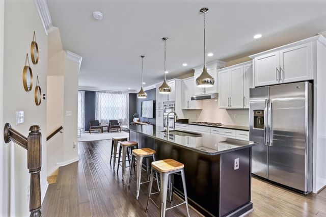 22462 CAMBRIDGEPORT SQ, Ashburn, VA 20148