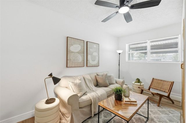 7406 MANCHESTER LANE, Tampa, FL 33619