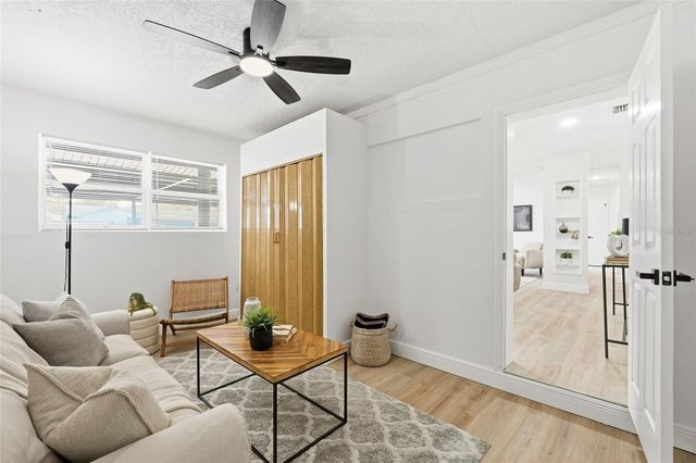 7406 MANCHESTER LANE, Tampa, FL 33619