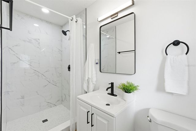 7406 MANCHESTER LANE, Tampa, FL 33619