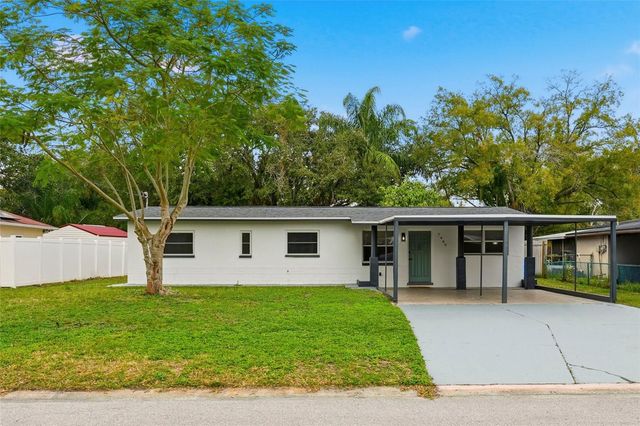 7406 MANCHESTER LANE, Tampa, FL 33619