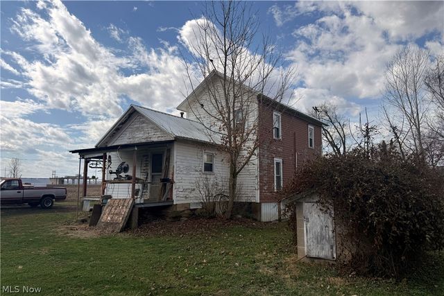 6 Electric Avenue, Belleville, WV 26133