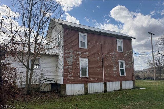 6 Electric Avenue, Belleville, WV 26133