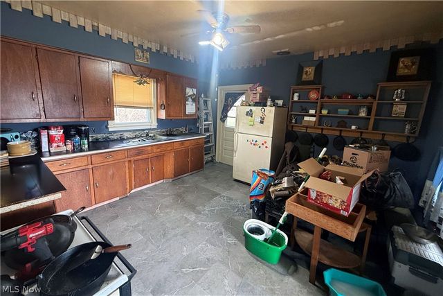 6 Electric Avenue, Belleville, WV 26133
