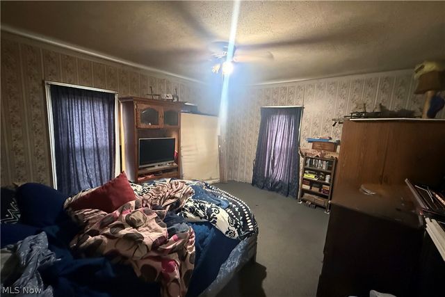 6 Electric Avenue, Belleville, WV 26133