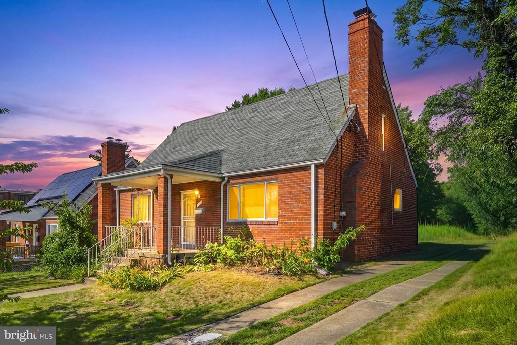 702 RITTENHOUSE ST, Hyattsville, MD 20783