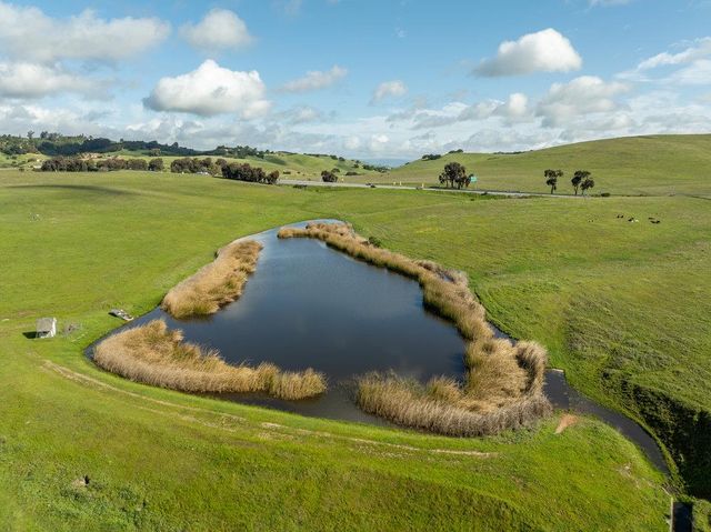 600 Rocks Road, San Juan Bautista, CA 95045