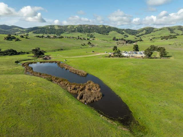 600 Rocks Road, San Juan Bautista, CA 95045