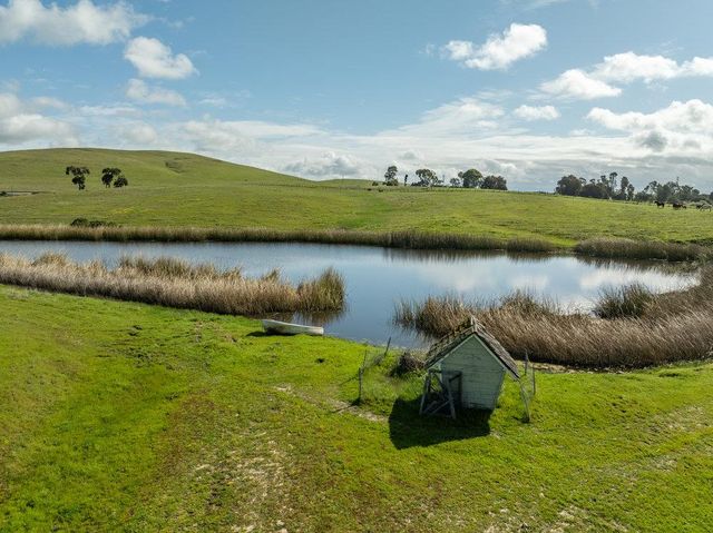 600 Rocks Road, San Juan Bautista, CA 95045