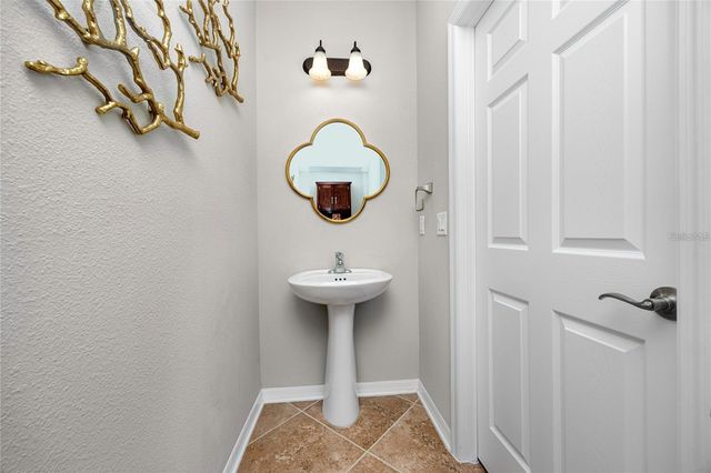 11454 CROWNED SPARROW LANE, Tampa, FL 33626