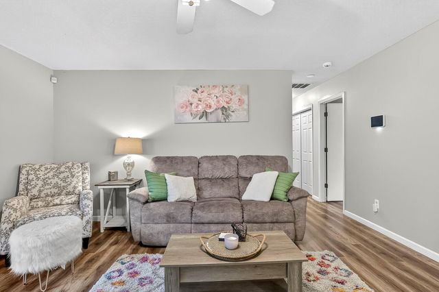 3640 South Hillcrest Avenue, Springfield, MO 65807