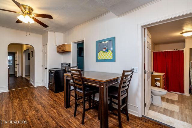 1240 N Wright Rd, Alcoa, TN 37701