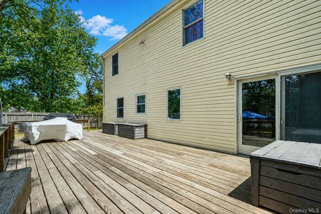 3 Jamar Drive, Port Jefferson Station, NY 11776