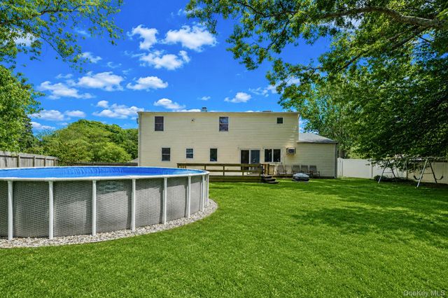3 Jamar Drive, Port Jefferson Station, NY 11776