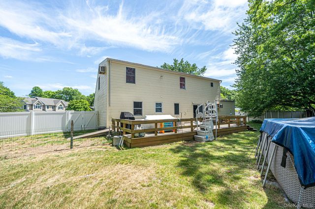 3 Jamar Drive, Port Jefferson Station, NY 11776