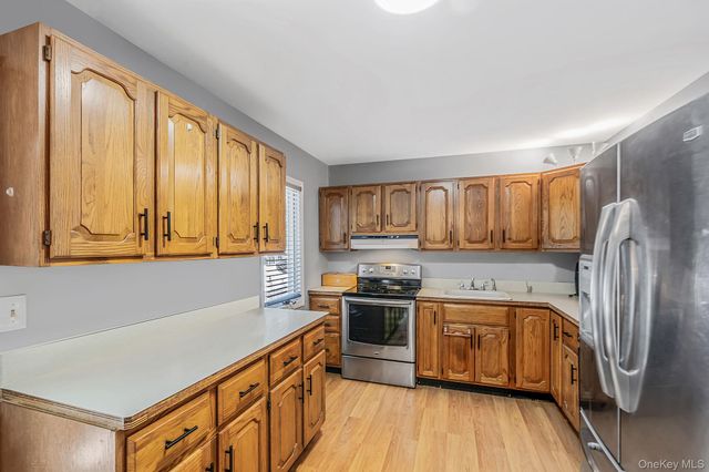 3 Jamar Drive, Port Jefferson Station, NY 11776