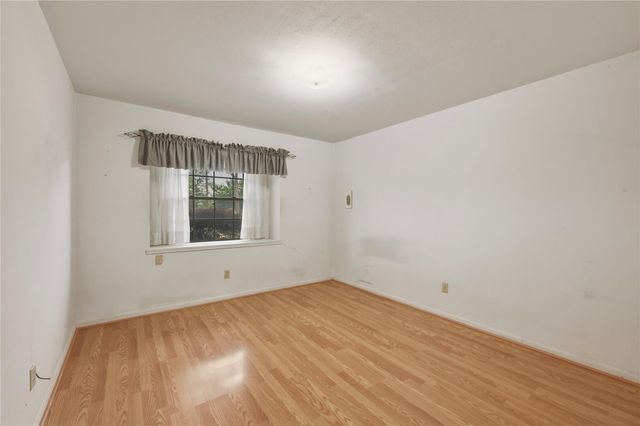 10223 Kirkglen Drive, Houston, TX 77089