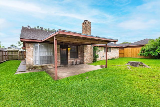 10223 Kirkglen Drive, Houston, TX 77089