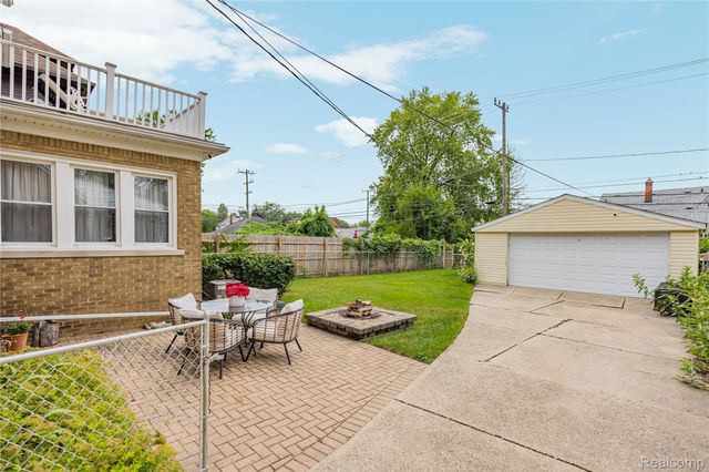 315 Lakewood Street, Detroit, MI 48215