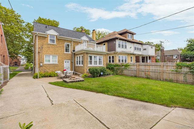 315 Lakewood Street, Detroit, MI 48215