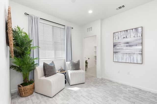 9301 Juniper Lake Aly, Sacramento, CA 95829