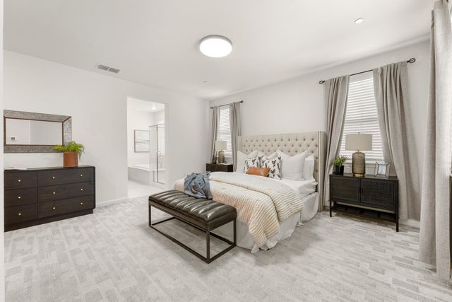 9301 Juniper Lake Aly, Sacramento, CA 95829