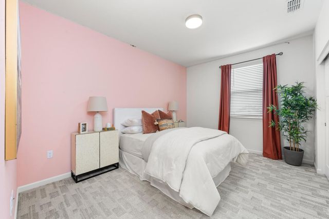9301 Juniper Lake Aly, Sacramento, CA 95829