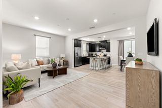 9301 Juniper Lake Aly, Sacramento, CA 95829