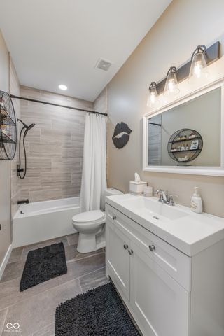 9576 N Fortville Pike, Fortville, IN 46040