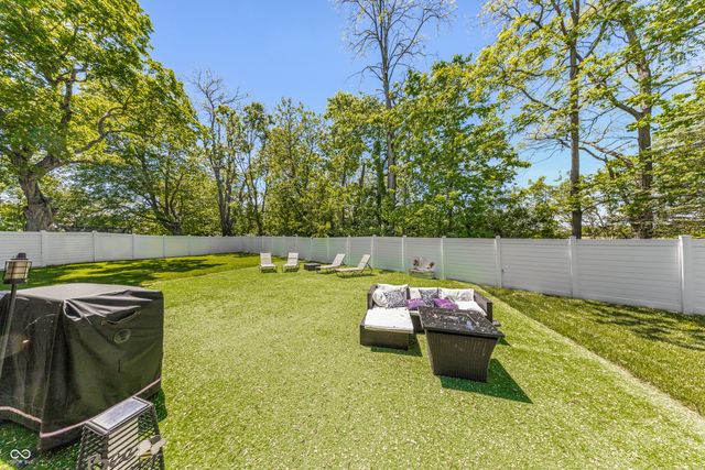 9576 N Fortville Pike, Fortville, IN 46040