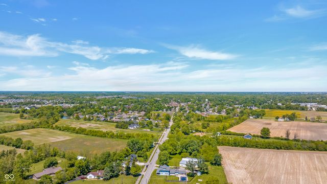 9576 N Fortville Pike, Fortville, IN 46040