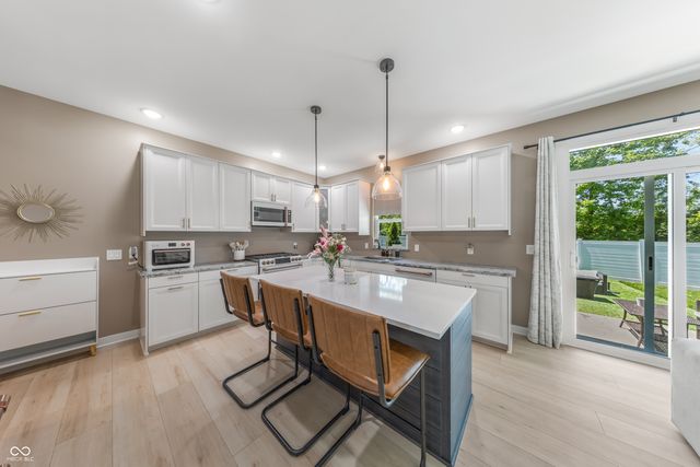 9576 N Fortville Pike, Fortville, IN 46040