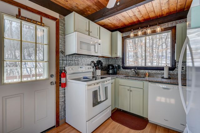 26 Little Shore Drive, Madison, NH 03849