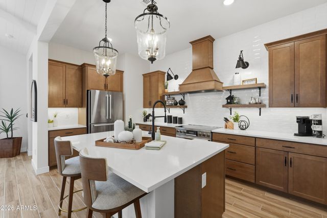 685 E GREENBACK Drive, San Tan Valley, AZ 85140