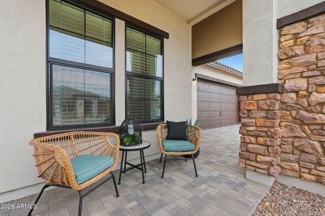 685 E GREENBACK Drive, San Tan Valley, AZ 85140