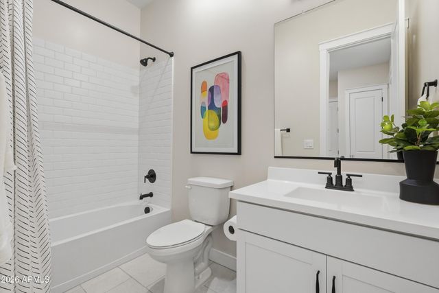 685 E GREENBACK Drive, San Tan Valley, AZ 85140