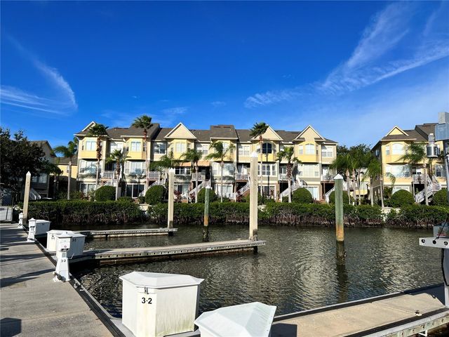 4303 SPINNAKER COVE LANE, Tampa, FL 33615